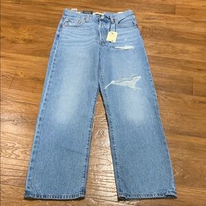 NWT Levi’s Ribcage Straight Ankle Jeans